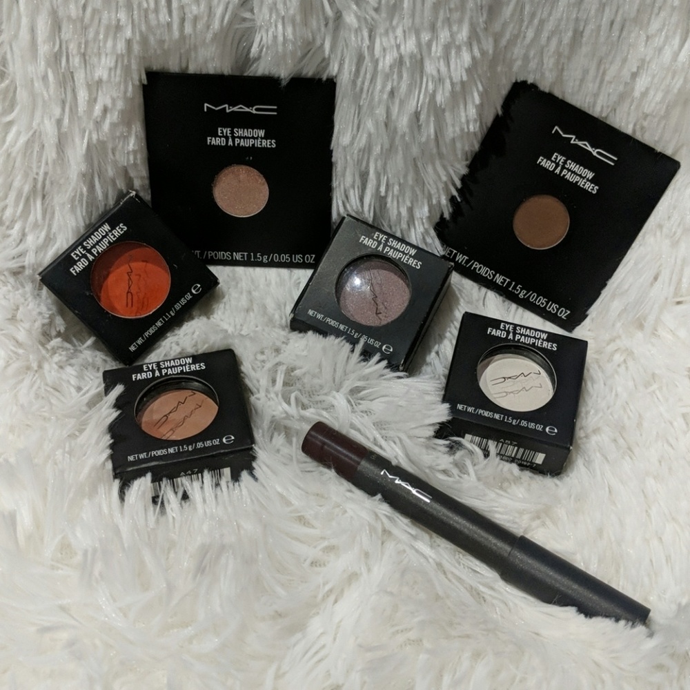 MAC Shadow Bundle